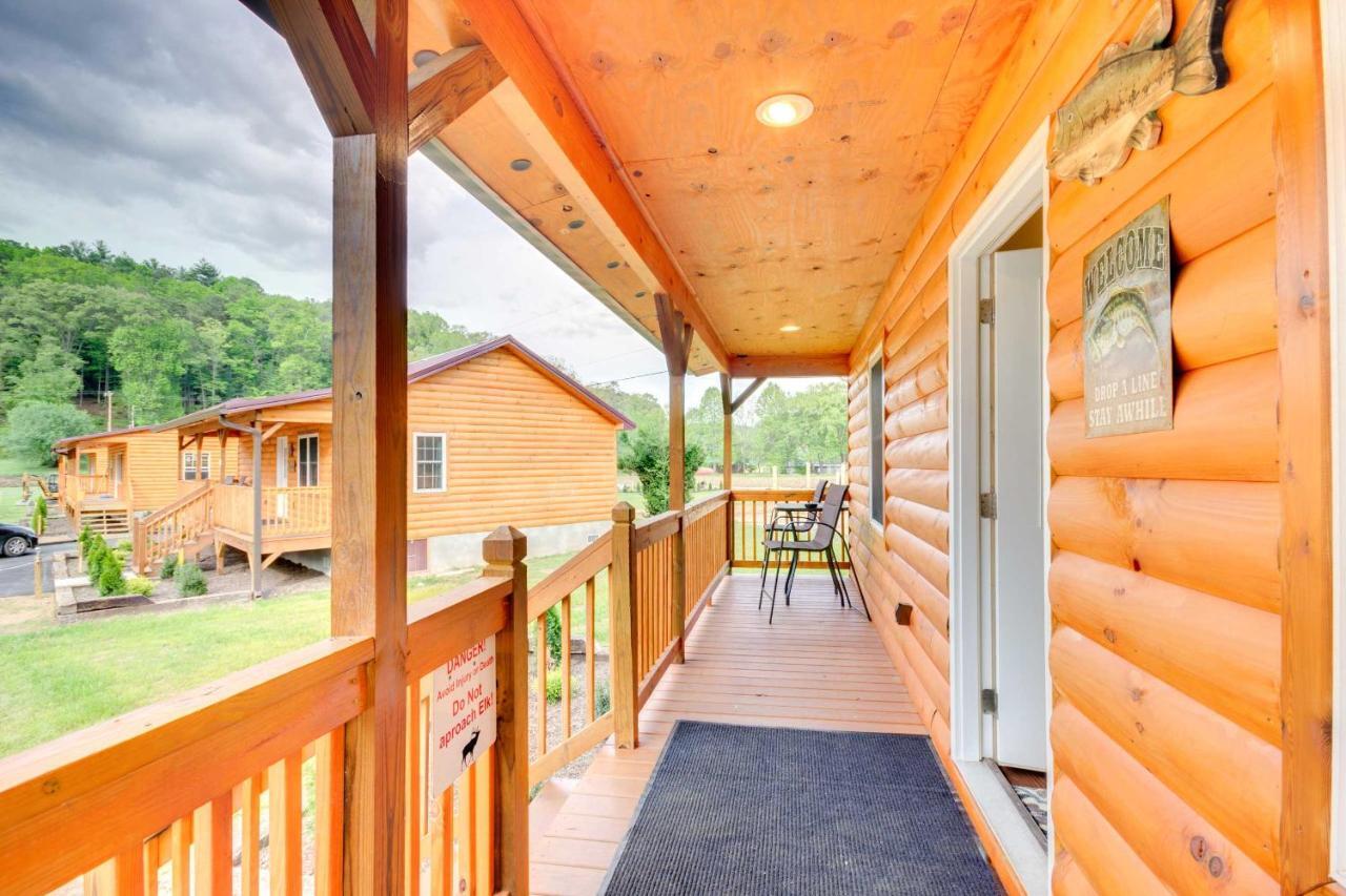 Cozy Cabin On Tuckasegee River - Near Bryson City Dış mekan fotoğraf