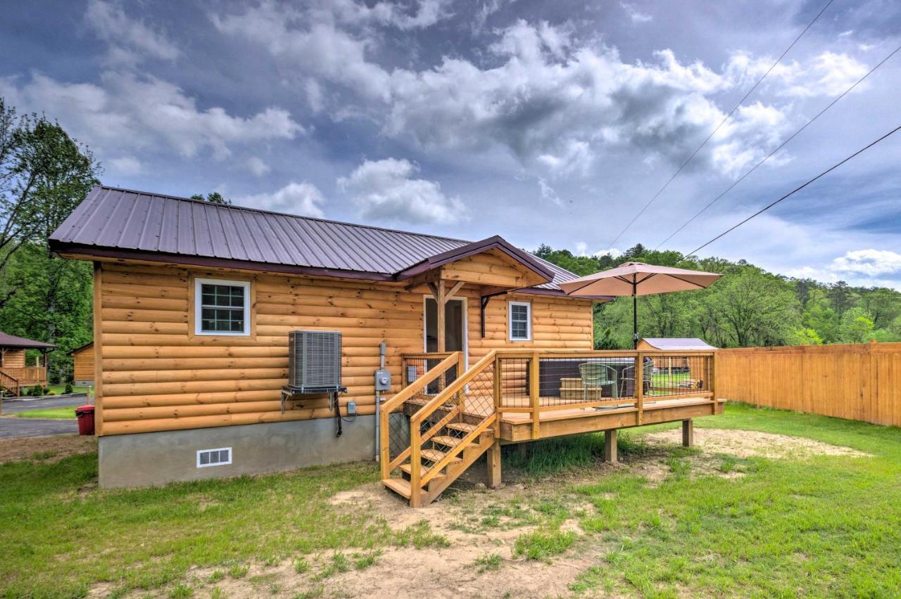 Cozy Cabin On Tuckasegee River - Near Bryson City Dış mekan fotoğraf